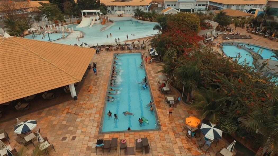 Lacqua Di Roma Com Piscina De Ondas Jr Caldas Novas Exterior foto